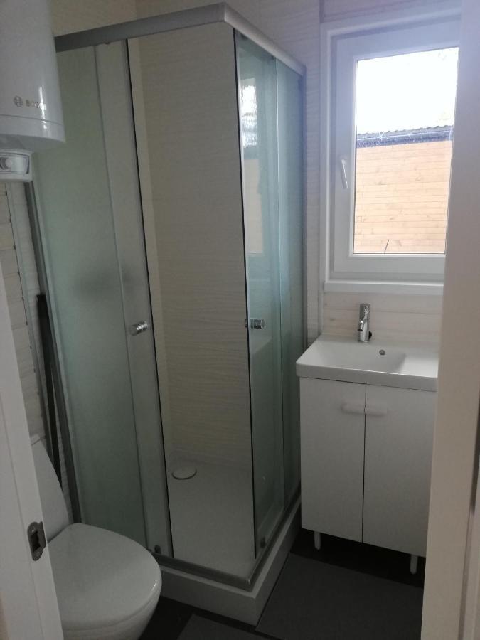 Petite Maison De Vacances Hotell Onesse-et-Laharie Exteriör bild